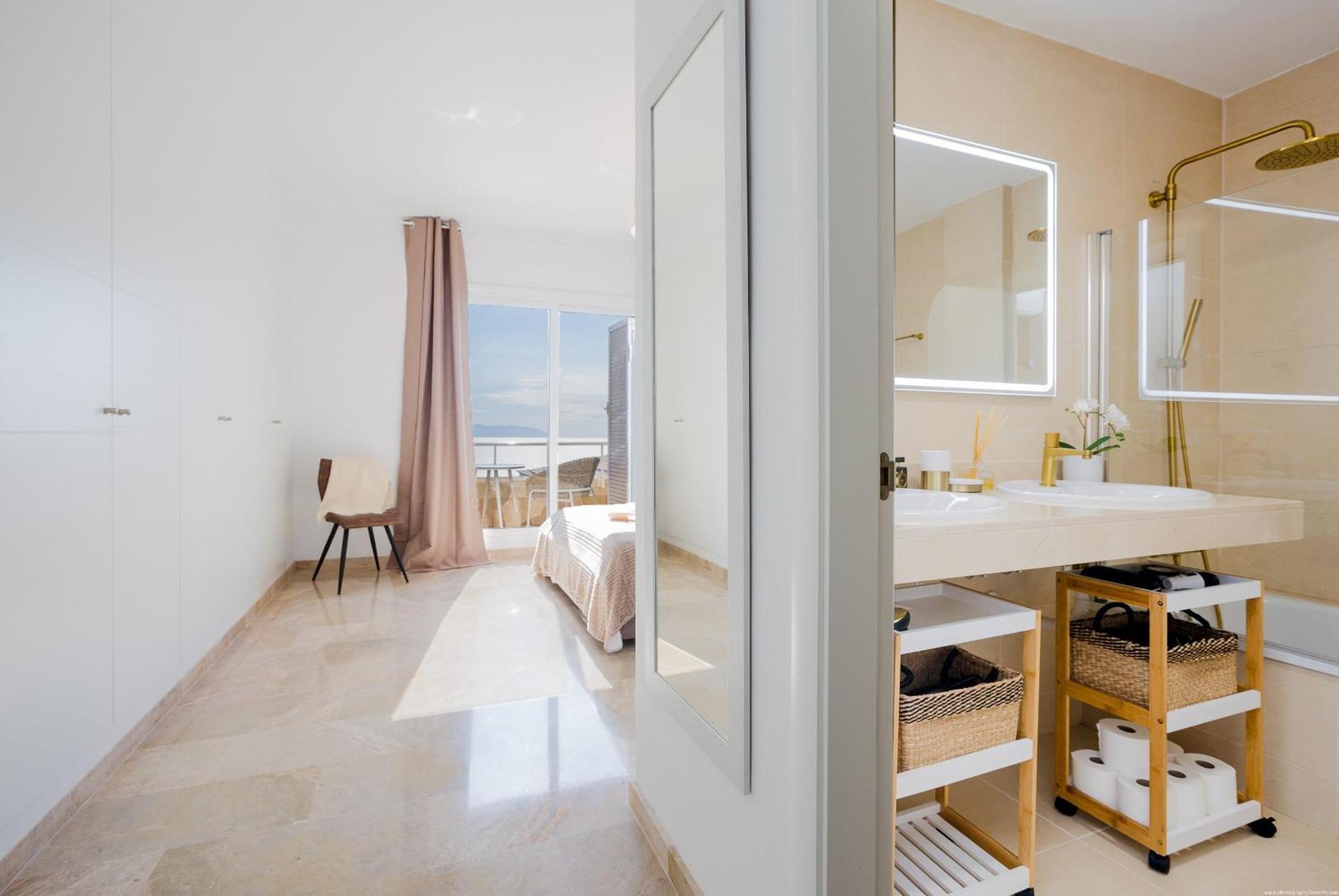 Modern Cozy And Peaceful Holiday Oasis 푸에르토 데 산티아고 외부 사진